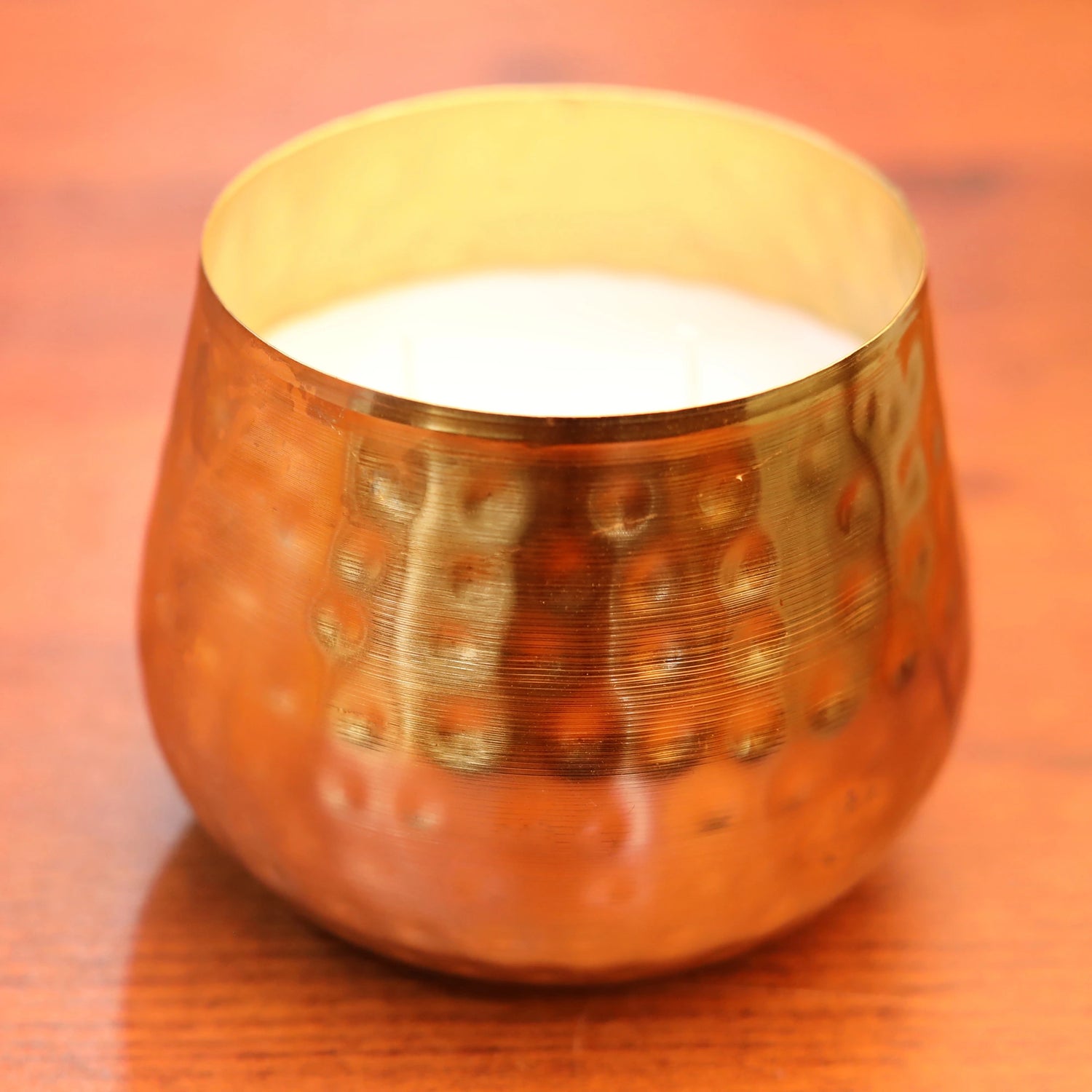 Antique Aroma Candle | 250g | Luxurious Metal Pot with Timeless Scents